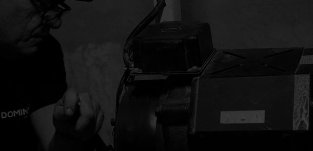 Renovación de motor de ascensor mediante la instalación de una máquina de tracción gearless de alta eficiencia para reducir el consumo y el ruido